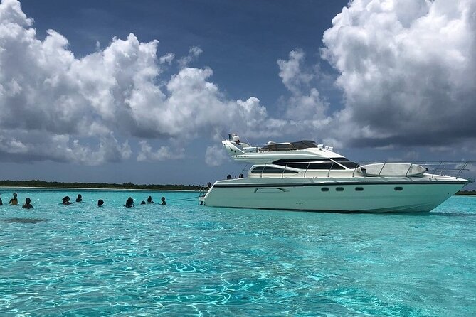2 Hour Sunset - 47' Azimut, Tulum, Playa del Carmen, Riviera Maya - The Azimut experience: comfort, space, and a few caveats