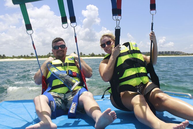 2 in 1 Parasailing and Jet Sky Tour in Cancun - One short Cancun outing, two very different thrills