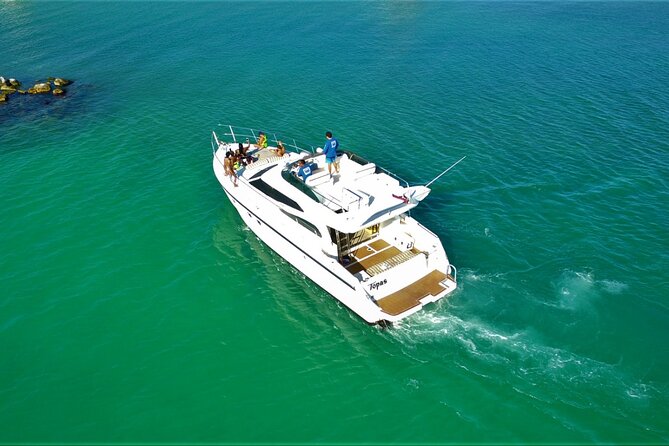 3 Hour Xpu-Ha - 47' Azimut, Tulum, Playa del Carmen, Riviera Maya - Music and karaoke are not afterthoughts