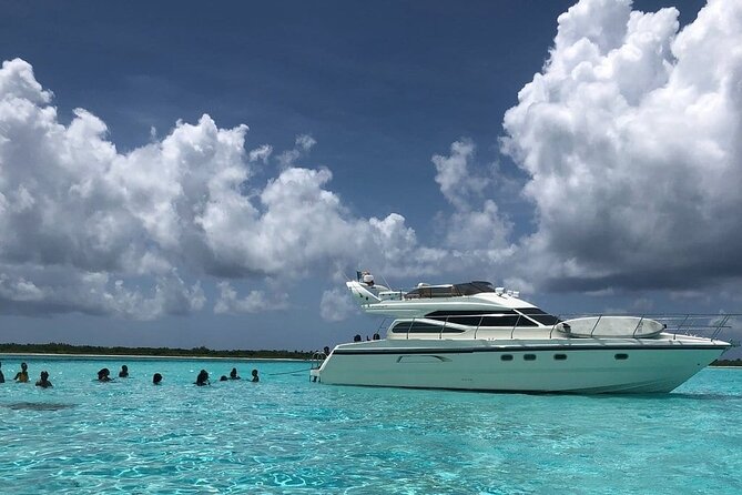 4 Hour - 47' Azimut, Tulum, Playa del Carmen, Riviera Maya - Is $1,399 a Good Deal?