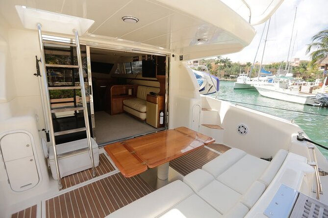 4 Hour - 47' Azimut, Tulum, Playa del Carmen, Riviera Maya - Who Will Enjoy This Private Charter Most?