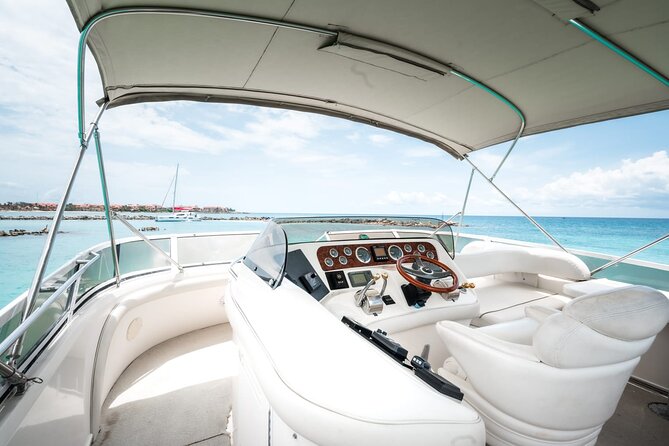 4 Hour - 51' Sea Ray, Tulum, Playa del Carmen, Riviera Maya - Crew service is the strongest part of the package