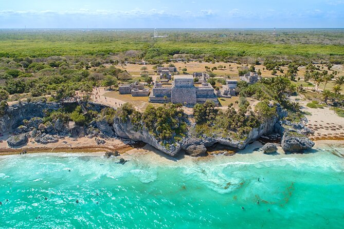 4x1: Coba, Cenote, Tulum and Playa del Carmen Tour from Cancun - Playa del Carmen and the short walk on Fifth Avenue