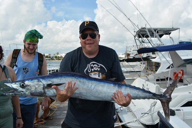 6-Hour Shared Fishing Tour - Drinks, equipment, and the cost of the day