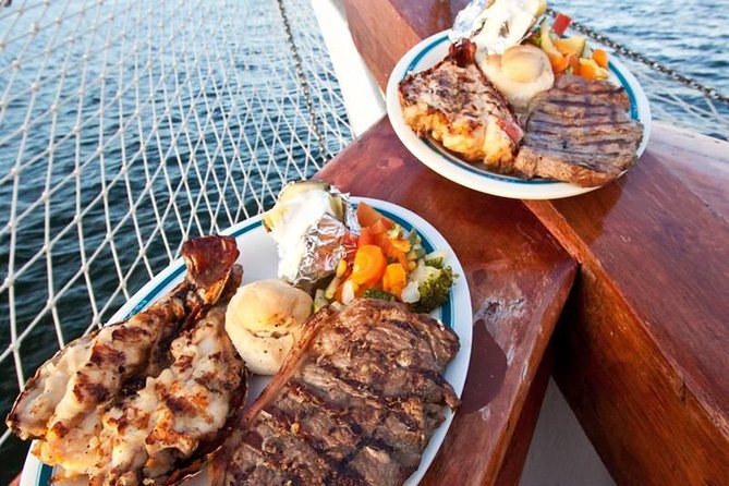 Amazing Romantic Dinner on a Spanish Galeon with Saxophone Music - Pickup, timing, and avoiding a bad start