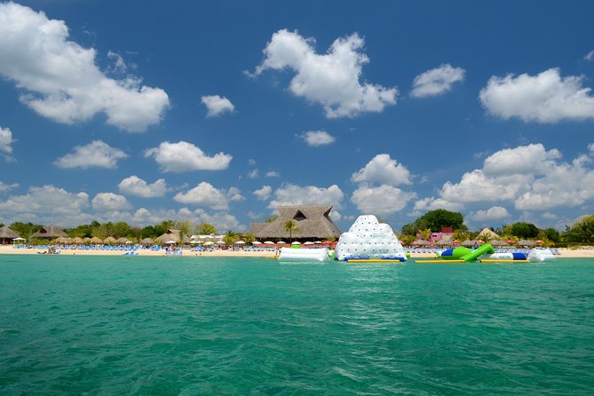Aquatic Park at Mr. Sanchos Beach Club - Crowds, comfort, and the best time to go