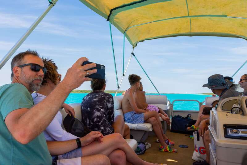 Bacalar: 3-hr Pontoon Boat Tour with Beach Club + Kayaks - Bird Island and the second swimming break