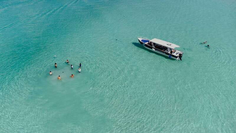 Bacalar Lagoon Sightseeing Boat Tour with Open Bar & Snack - Five reasons this Bacalar boat trip earns attention