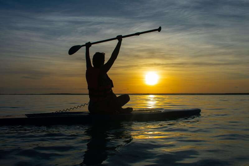 Bacalar: Sunrise Paddleboard Tour with Floating Picnic - The morning in six quick points