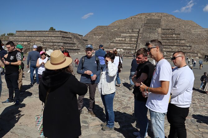 Balloon Flight and Tour in Teotihuacán from Mexico City - Crafts and a short mezcal tasting