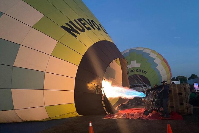 Balloon Flight + Breakfast in a cave + Pick up CDMX + Pyramids - Is $148.98 a fair price?