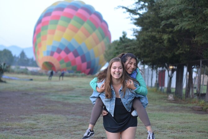 Balloon Flight + Breakfast in a cave + Pick up CDMX + Pyramids - What the cave breakfast adds, and what it does not