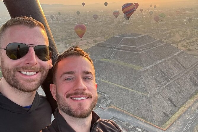 Balloon Flight + Cave Breakfast + Pick Up from CDMX or We Fly - Artisan drinks, maguey, and the tasting stop