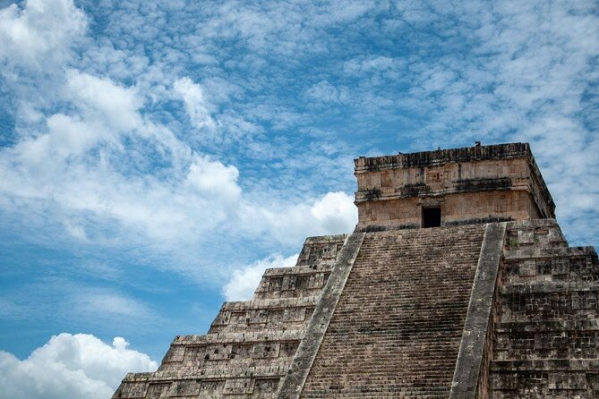 Balloon flight + pick up in CDMX + Breakfast in Cave + Pyramids - Key things to know before booking
