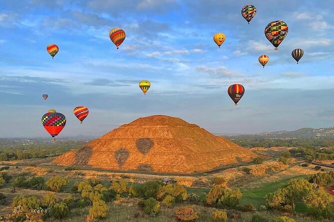 Balloon flight + pick up in CDMX + Breakfast in Cave + Pyramids - Why this Teotihuacan morning is worth the alarm