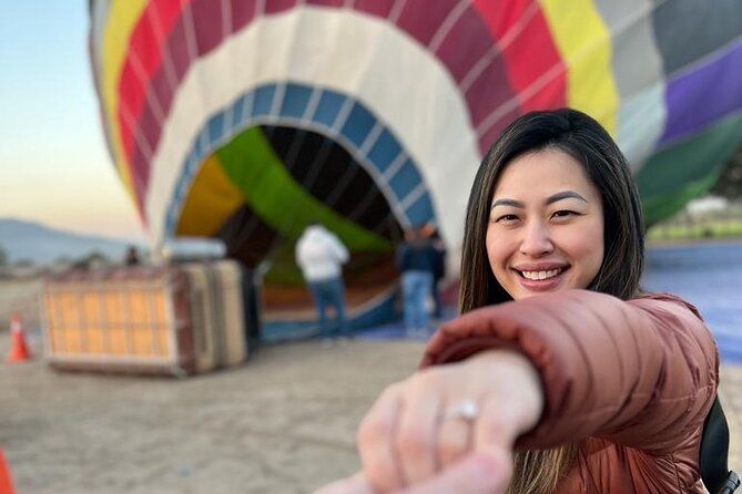Balloon flight + pick up in CDMX + Breakfast in Cave + Pyramids - One hour with the pyramids