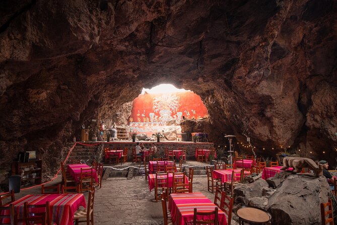 Balloon Flight with Breakfast in a Natural Cave and Transportation from CDMX - Why this Teotihuacán outing works so well
