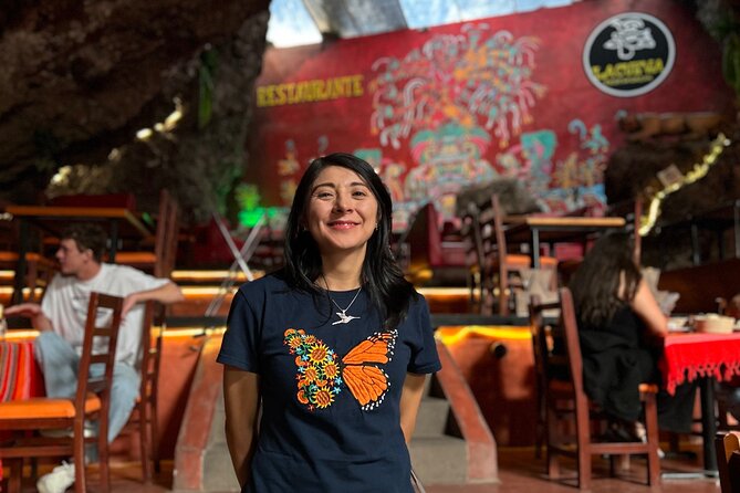 Balloon Flight with Breakfast in Cave and Round Trip CDMX - Breakfast Inside La Cueva Teotihuacán