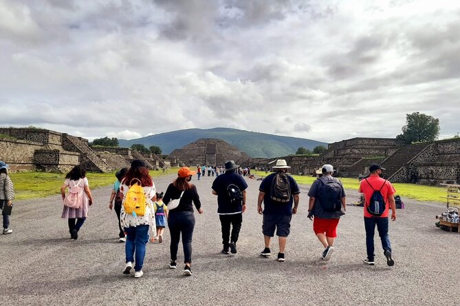 Balloon flight with private transportation and guided tour to Teotihuacán - Why This Teotihuacán Morning Works So Well