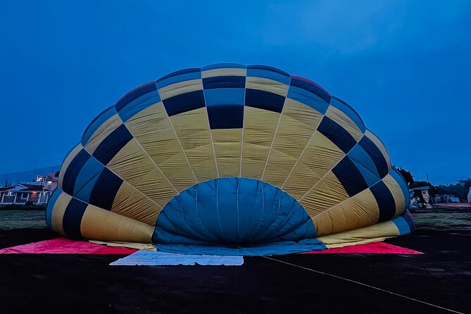 Balloon flight with private transportation and guided tour to Teotihuacán - Is the $388.32 Price Fair?