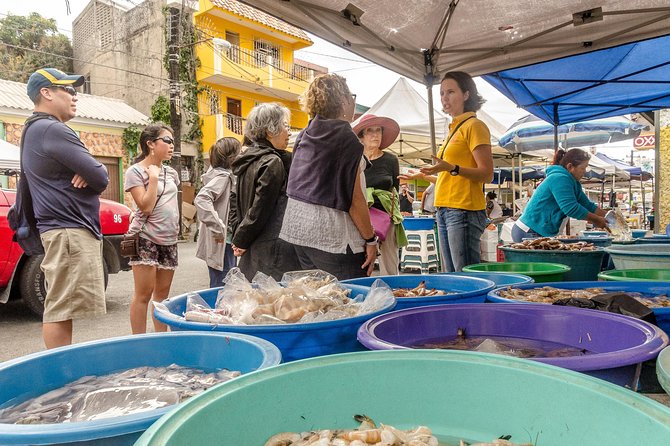 Barrio Bites tour - Riding between seven local food stops