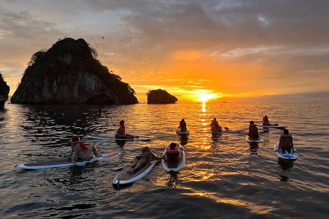 Bioluminescence by kayak or SUP to Los Arcos Puerto Vallarta - Is $101.33 a fair price?