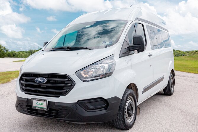 Black Luxury Van from hotels to Cancun Airport - Key points to know before booking