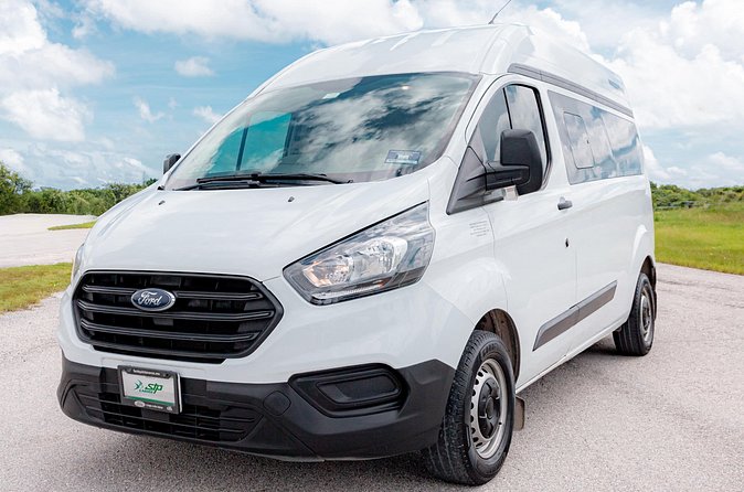 Black Luxury Van from hotels to Cancun Airport - Why the $75 group fare can be good value
