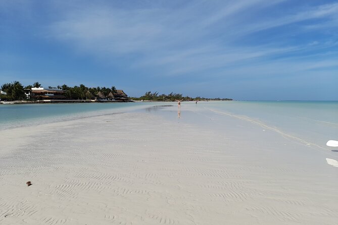 Boat Tour of Three Islands in Holbox with Transportation - Why a three-hour boat trip works well in Holbox