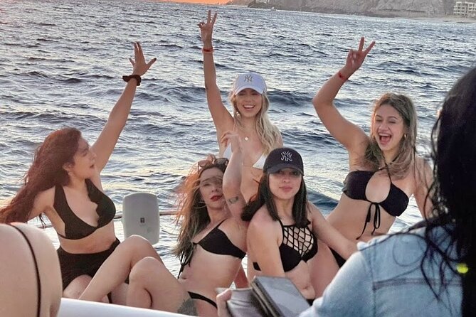 Cabo Arch Sunset Yacht Tour - Dinner & Drinks — Up to 18 Guests - Dinner, drinks, and the onboard setup