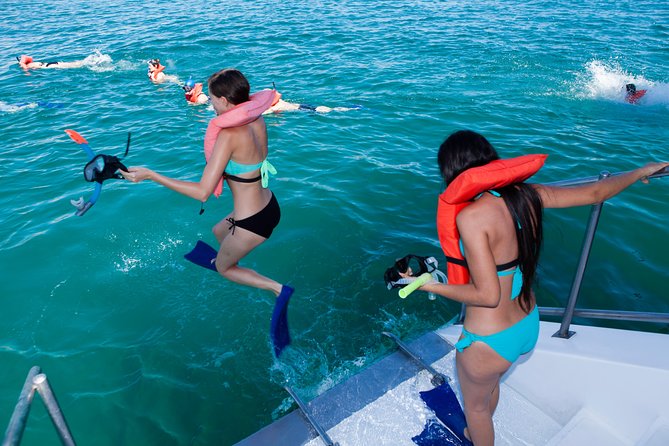 Cabo Escape Snorkel Fun Cruise - Leaving the Cabo San Lucas marina at 12:30 pm