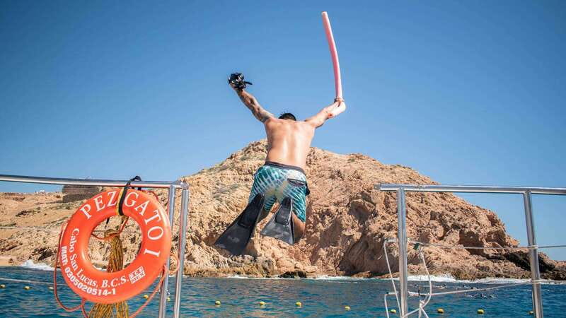 Cabo San Lucas: 4-Hour Snorkeling Cruise with Open Bar - A four-hour cruise with two very different personalities