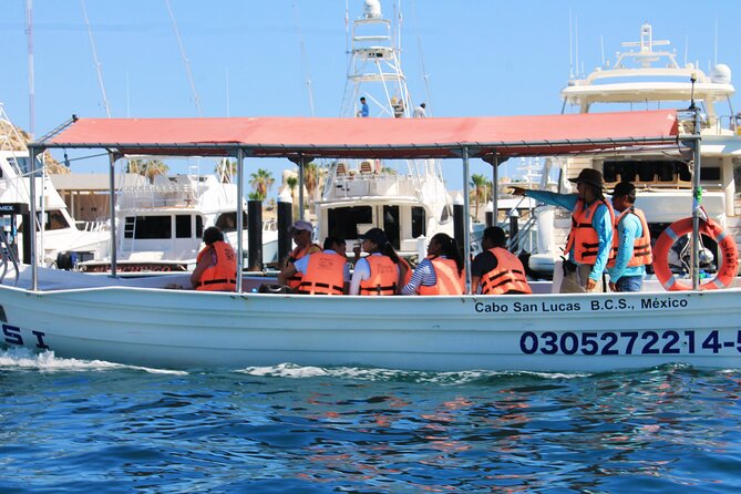 Cabo San Lucas Arc Group Tour in Glass Bottom Boat - El Arco, the ten-minute photo stop