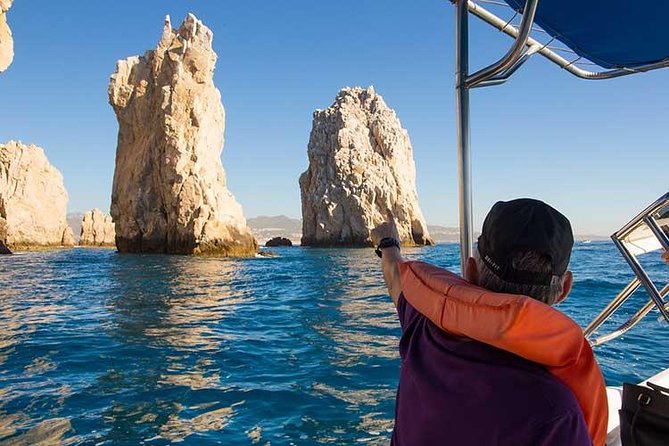 Cabo San Lucas city tour and amazing sea adventure to Lands End! - The city tour: useful orientation, limited depth