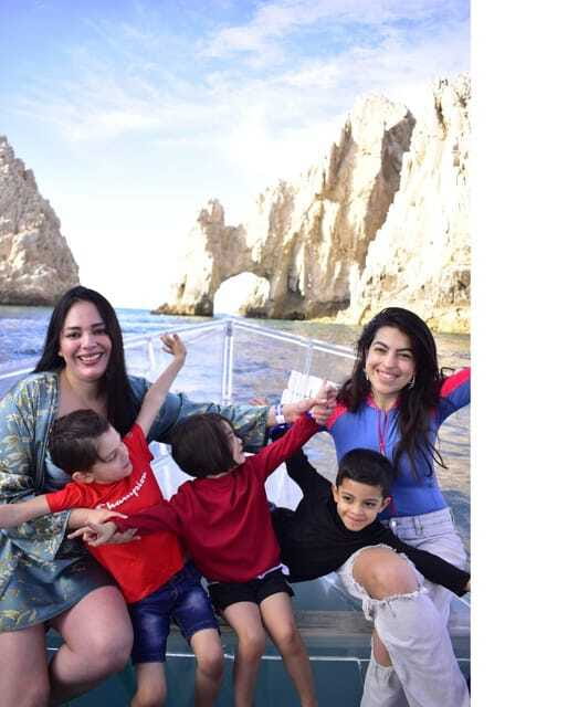 Cabo San Lucas: Glass Bottom Boat Tour to Land's End - Who will enjoy this tour most