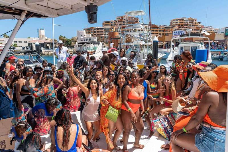 Cabo San Lucas: Hip Hop Boat Party with Unlimited Drinks - The first beat starts as soon as you board