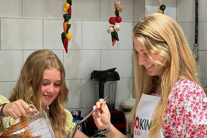 Cabo San Lucas Mexican Cooking Class Experience and Local Markets - Lunch, live music, and the social side