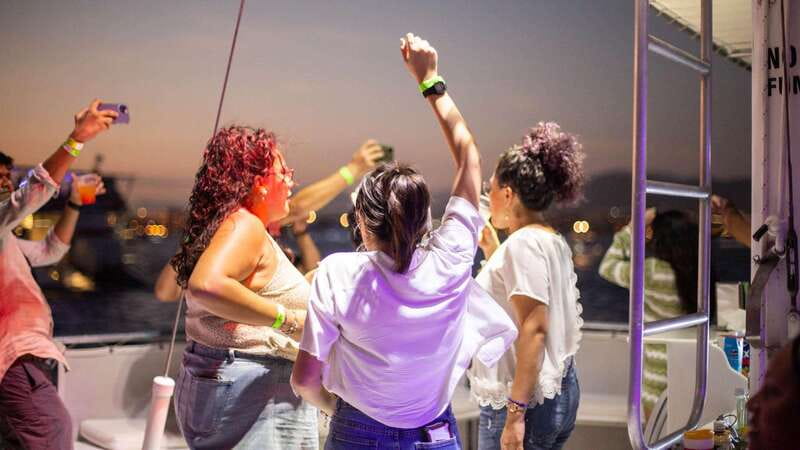 Cabo San Lucas: Sunset Party Cruise with Open Bar - Is $86 a good deal for two hours?