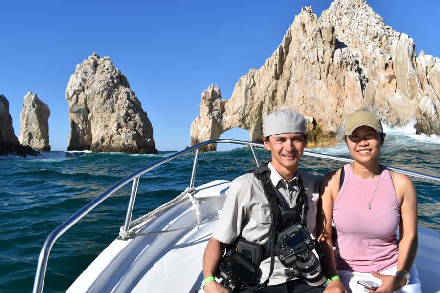 Cabo: Whale-Whatching Boat Trip w/ All-Women Crew and Photos - Why the Small Boat Matters