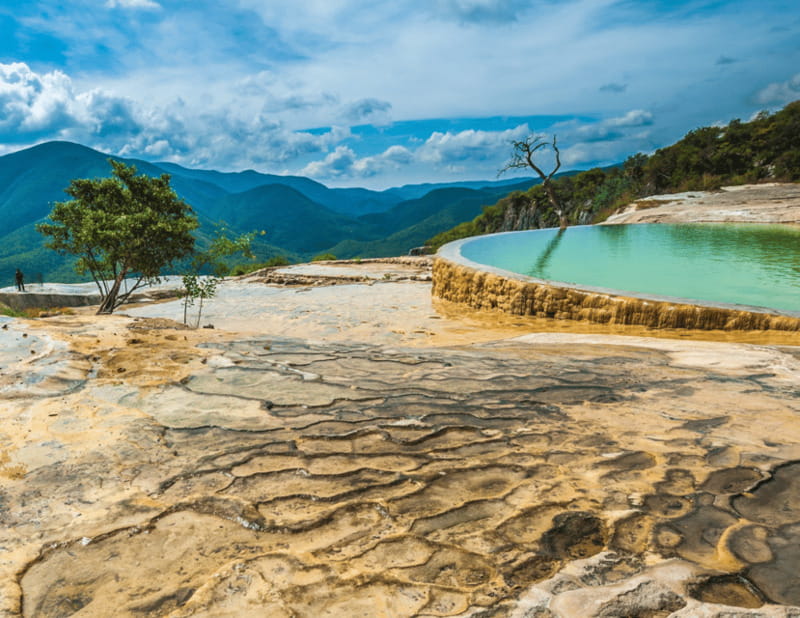 Caminos del Condoy: Boiling water, Mitla. Mezcal - Key points before you book