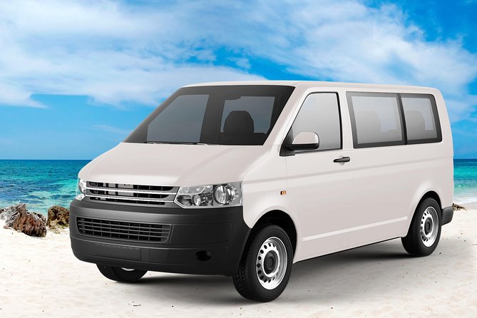 Cancun Airport-Hotel Shuttle Transportation - The 20 to 60-minute wait is part of the deal