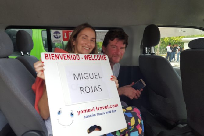 Cancun Airport Small-Group Transfer to Cancun Hotels - The hourly shuttle rule is the key detail