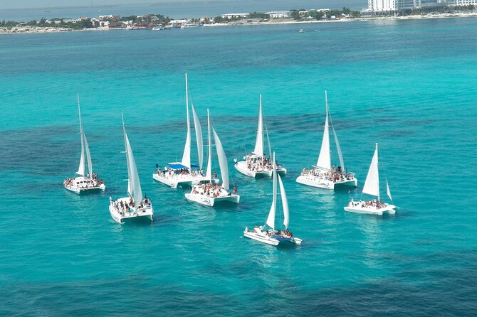Cancun : All Inclusive Catamaran Tour to Isla Mujeres - Keeping track of the boat and meeting points
