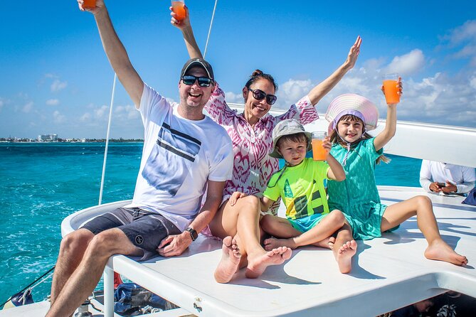 Cancun : All Inclusive Catamaran Tour to Isla Mujeres - Booking, cancellation, and practical details