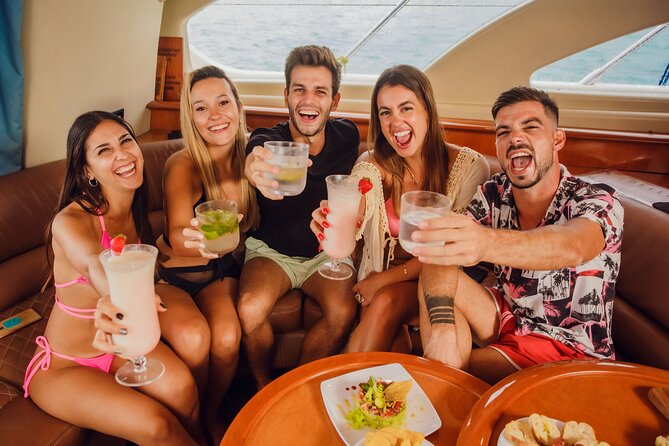 Cancun All Inclusive: Coast & Fun 9h on 50' Cranchi - Starting at La Isla in Cancun’s Hotel Zone