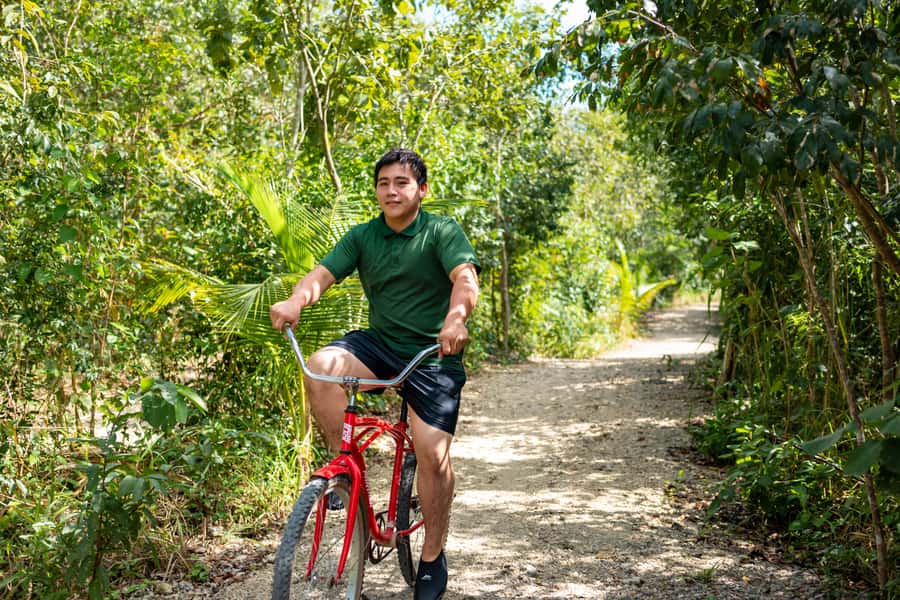 Cancun: Cenotes El Retoño entrance with transportation, lunch, and guided tour. - Key details worth knowing before you book