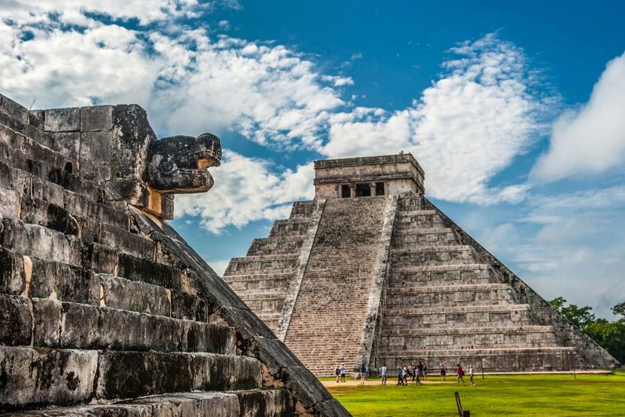 Cancun: Chichen Itza, Cenote & Valladolid Tour with Lunch - Who should book this excursion?