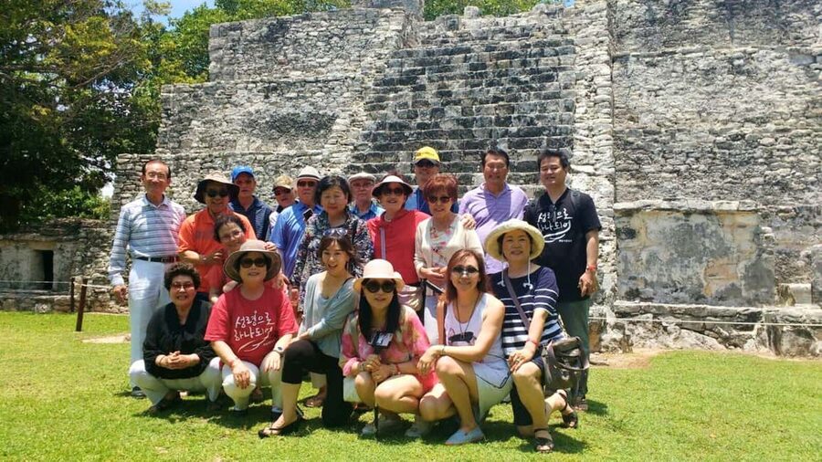 Cancun: Guided City Tour with Shopping by Double Decker Bus - A useful first look at Cancun in half a day