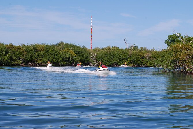Cancun Jetski and Snorkel Adventure - Safety, comfort, and the guide’s role