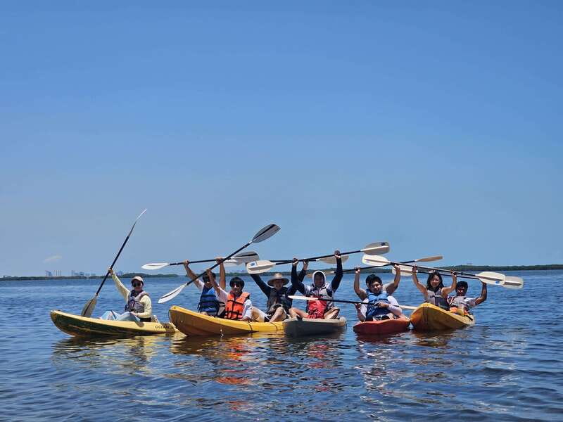 Cancun: Kayaking Tour in Nichupte Lagoon - The island stop and photo break